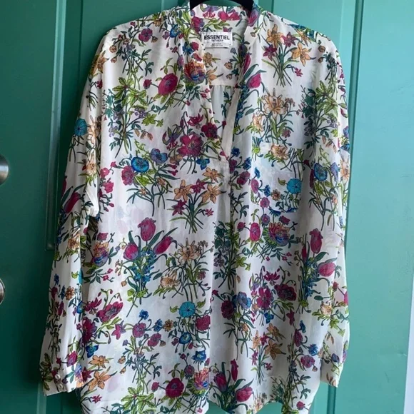 Essentiel antwerp Size 40 ladies floral semi sheer top